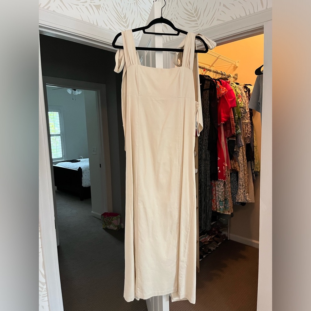 Bowtie strap maxi dress